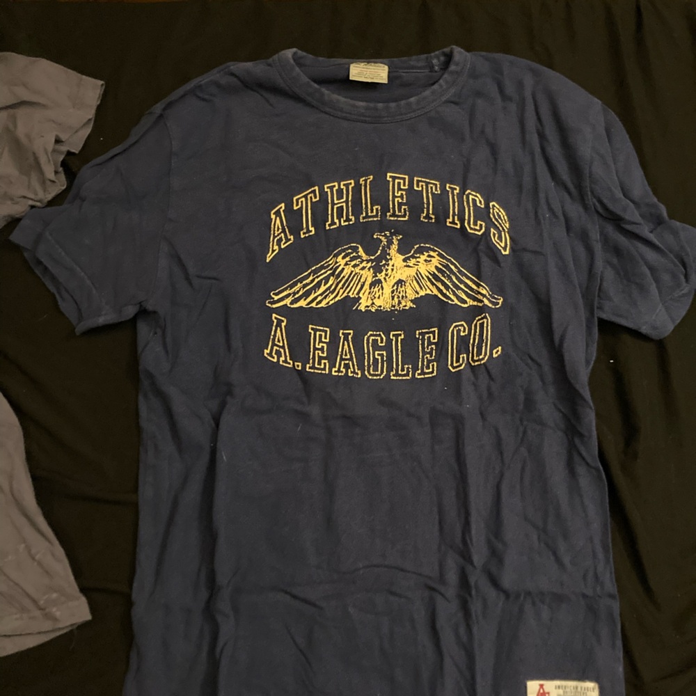 Mens vintage AE shirt
